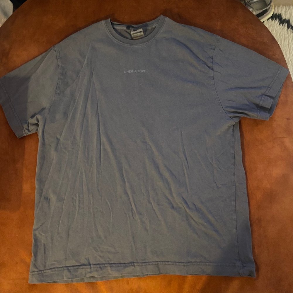 Oner Active Graphic Tee in Dark Grey. Size Medium.
